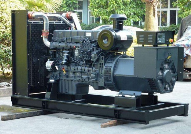 云城全新本田150kw大型柴油发电机组